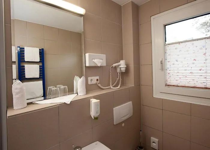 Biohotel Wilhelmshöher Tor 3*